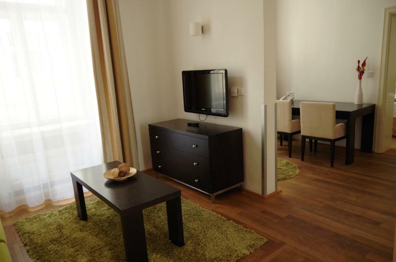 Golden Angel By Adrez Aparthotel Prag